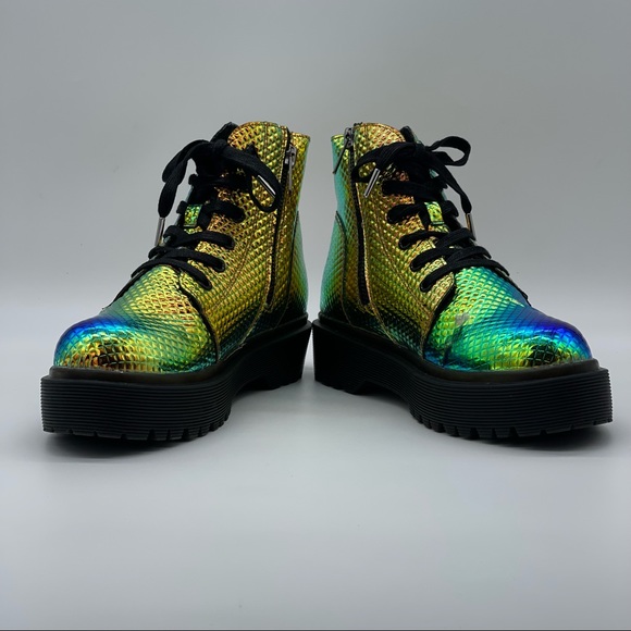 YRU Slayr Reflective Platform Boots. - Picture 9 of 13